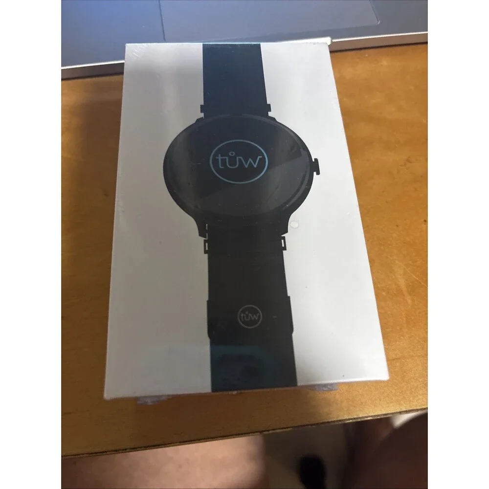 Tracking Ur wellness smart watch